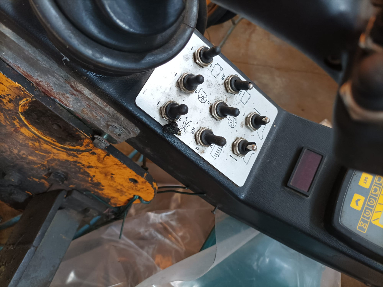 Vendemmiatrice usata Grégoire G60I - Kombajn za grožđe: slika 5 Vendemmiatrice usata Grégoire G60I - Kombajn za grožđe: slika 5