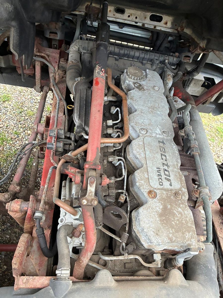 Dostavno vozilo s ravnom platformom Iveco 80E21/Pritsche 6.10m/Schlafkabine/AHK: slika 23 Dostavno vozilo s ravnom platformom Iveco 80E21/Pritsche 6.10m/Schlafkabine/AHK: slika 23