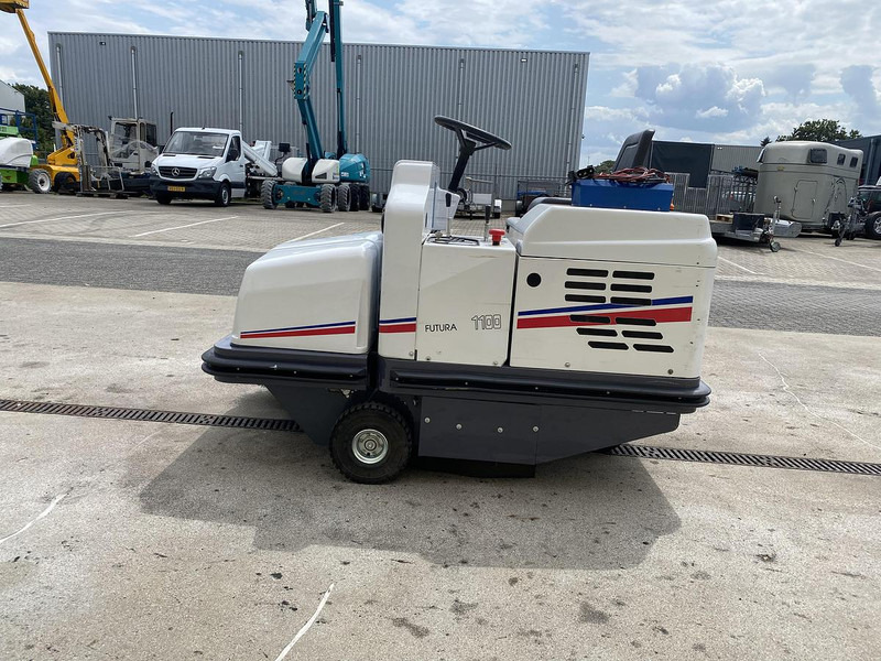 Dulevo 1100 EH, Veegmachine, Hoogkieper - Autočistilica: slika 5 Dulevo 1100 EH, Veegmachine, Hoogkieper - Autočistilica: slika 5