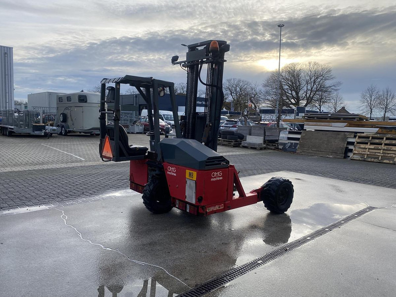 Moffett M4 25.3 / Kooiaap - Prenosni viljuškar: slika 5 Moffett M4 25.3 / Kooiaap - Prenosni viljuškar: slika 5