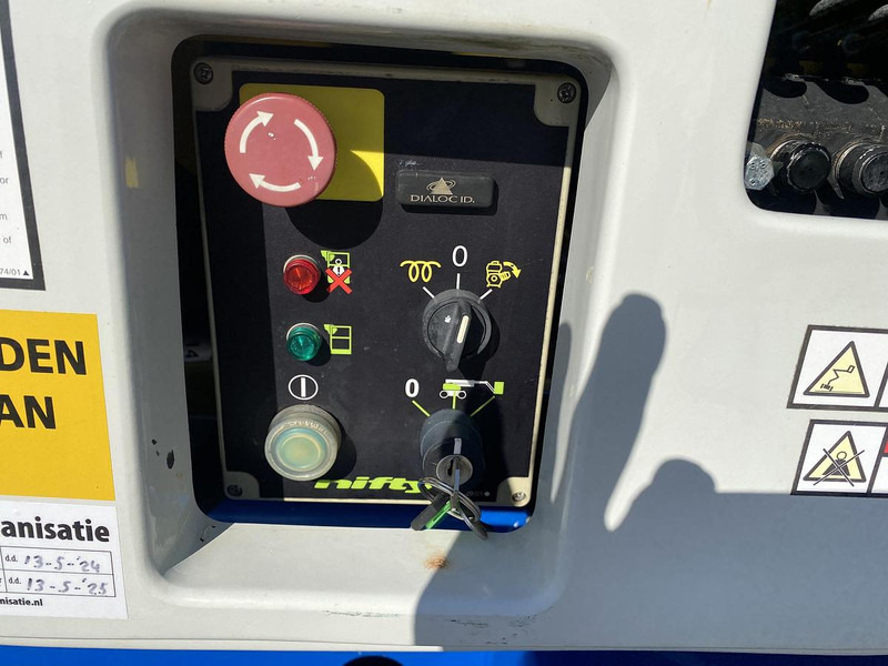 Vazdušna platforma Niftylift HR21 D 4x4, Hoogwerker, 21 meter: slika 12 Vazdušna platforma Niftylift HR21 D 4x4, Hoogwerker, 21 meter: slika 12