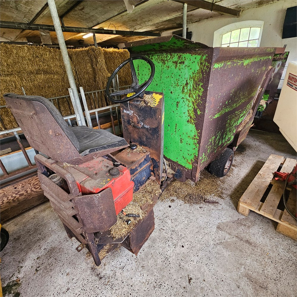 ABC 3,5m - Oprema za stoku: slika 1 ABC 3,5m - Oprema za stoku: slika 1