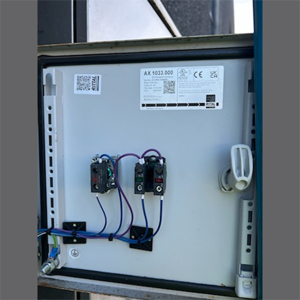 ABC 3000 Liter - Instrument/ Oprema: slika 3 ABC 3000 Liter - Instrument/ Oprema: slika 3