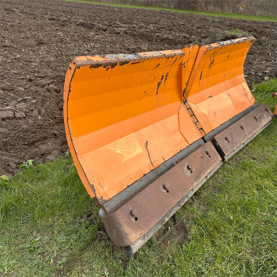 ABC Sneplov 240 cm - Rasipač peska/ Soli: slika 3 ABC Sneplov 240 cm - Rasipač peska/ Soli: slika 3