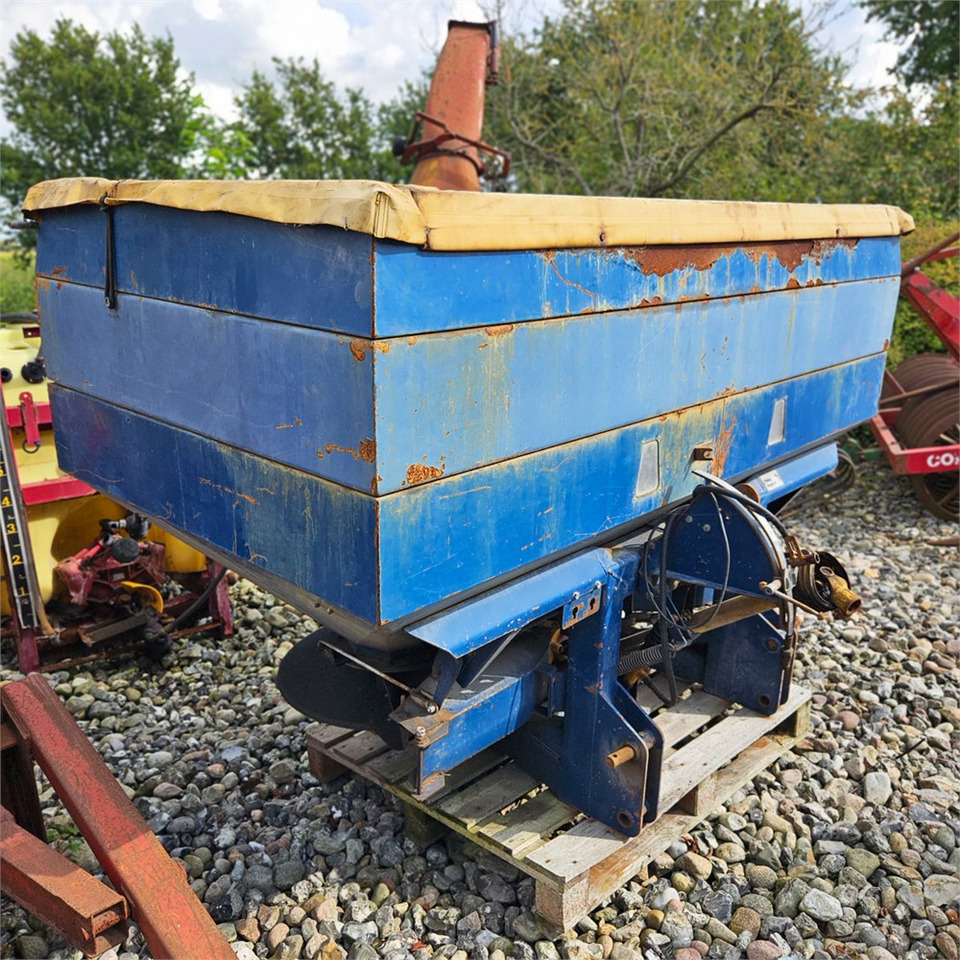 Bogballe E 1500 - Oprema za đubrenje: slika 1 Bogballe E 1500 - Oprema za đubrenje: slika 1