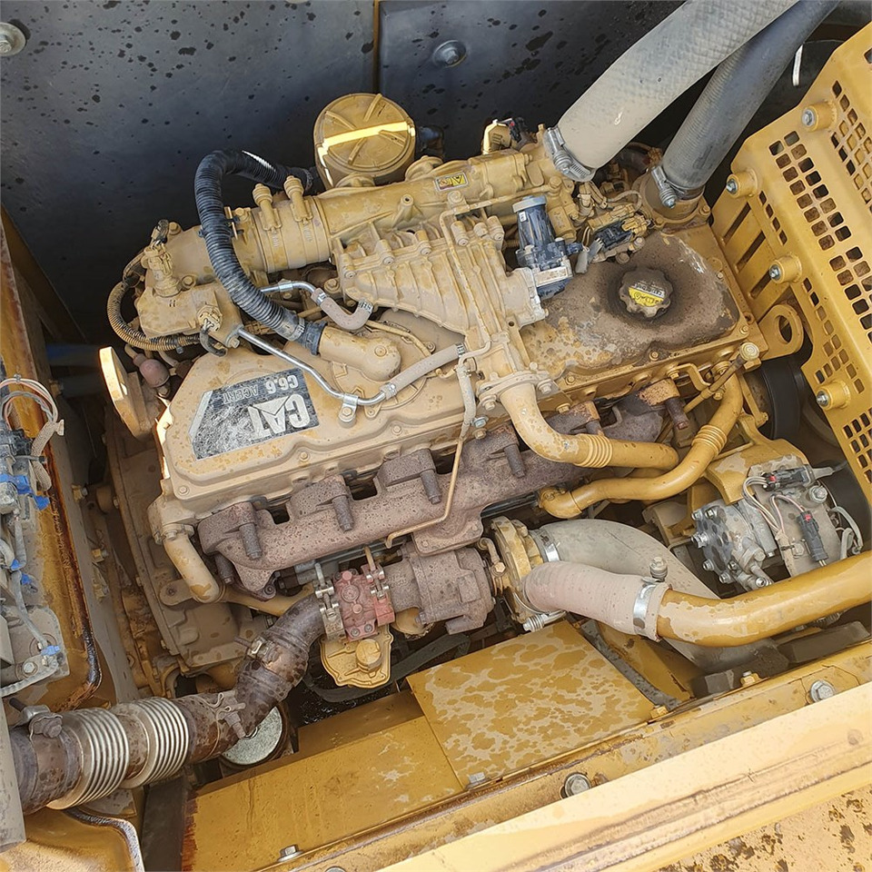 Bager guseničar Caterpillar 323 EL: slika 37