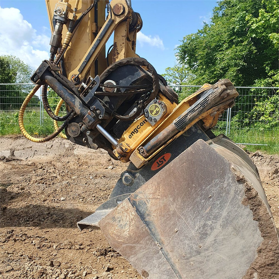 Bager guseničar Caterpillar 323 EL: slika 26