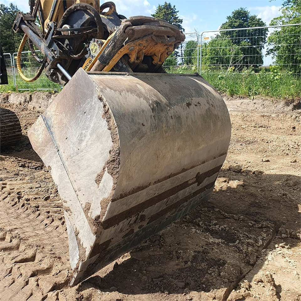 Bager guseničar Caterpillar 323 EL: slika 30