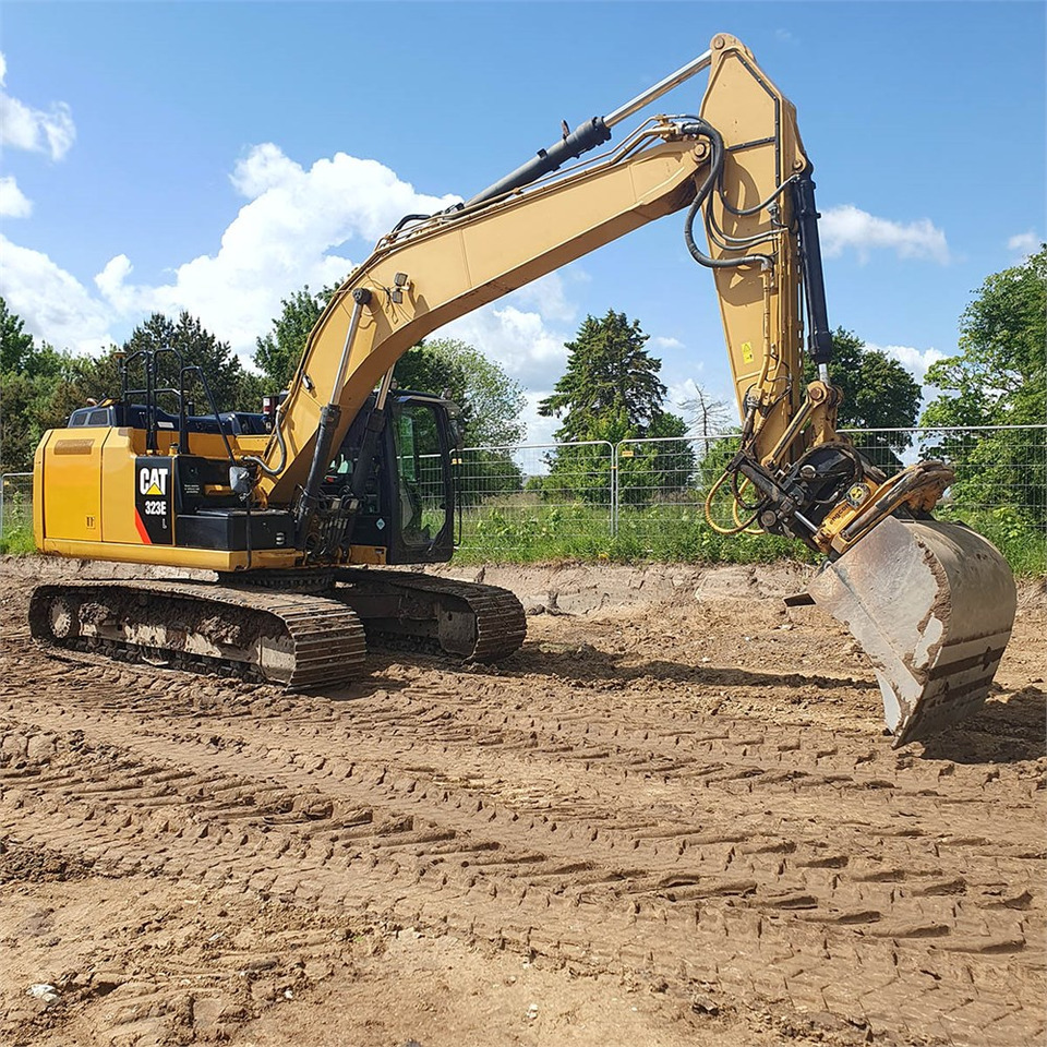 Bager guseničar Caterpillar 323 EL: slika 10