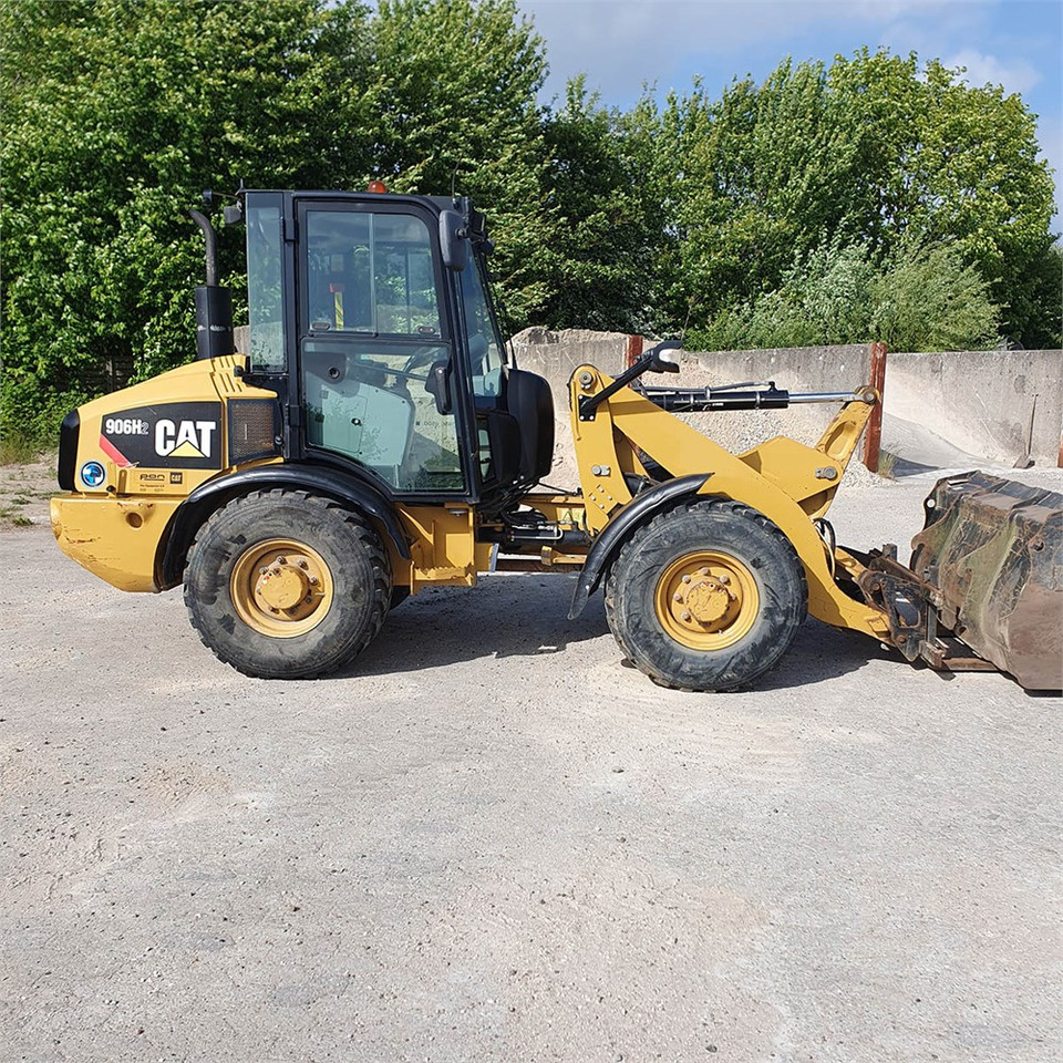 Utovarivač točkaš Caterpillar 906 H2: slika 8