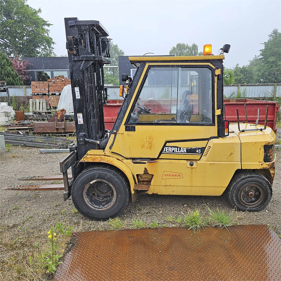 Caterpillar DP45 - Viljuškar: slika 2 Caterpillar DP45 - Viljuškar: slika 2