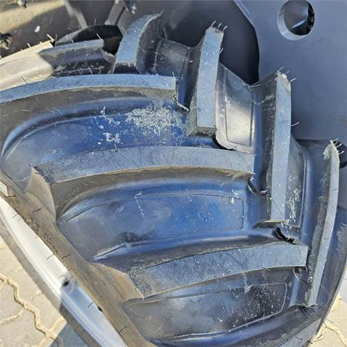 Utovarivač točkaš Eurotrack W12 MS-2: slika 25