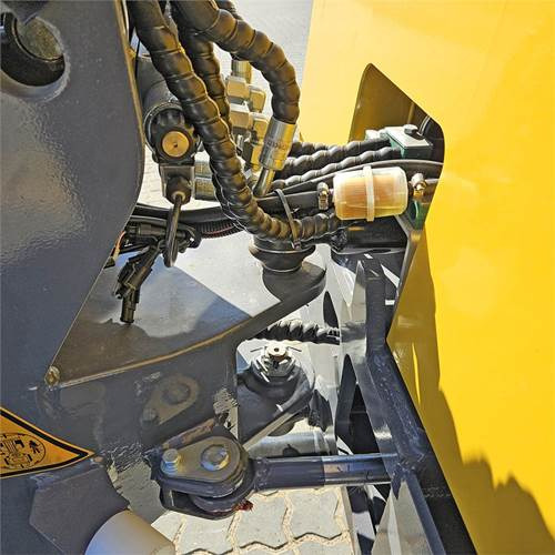 Utovarivač točkaš Eurotrack W12 MS-2: slika 13