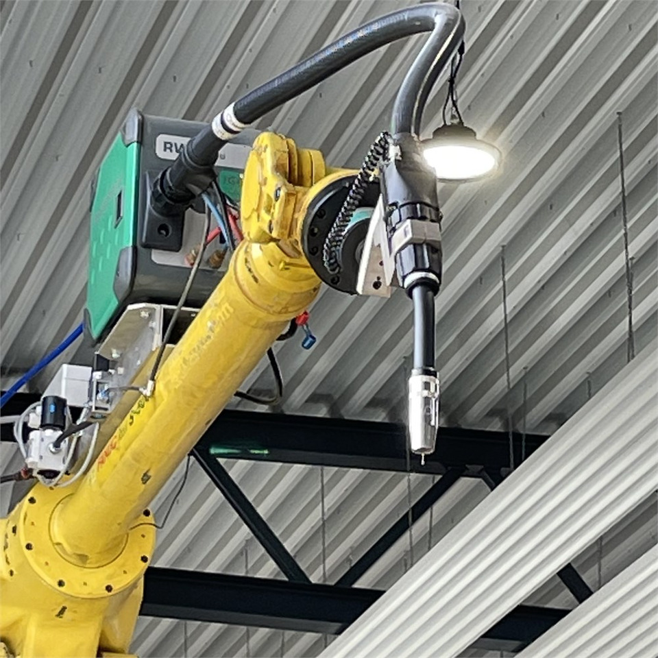 Fanuc Robot S-500 iB - Oprema za varenje: slika 3 Fanuc Robot S-500 iB - Oprema za varenje: slika 3