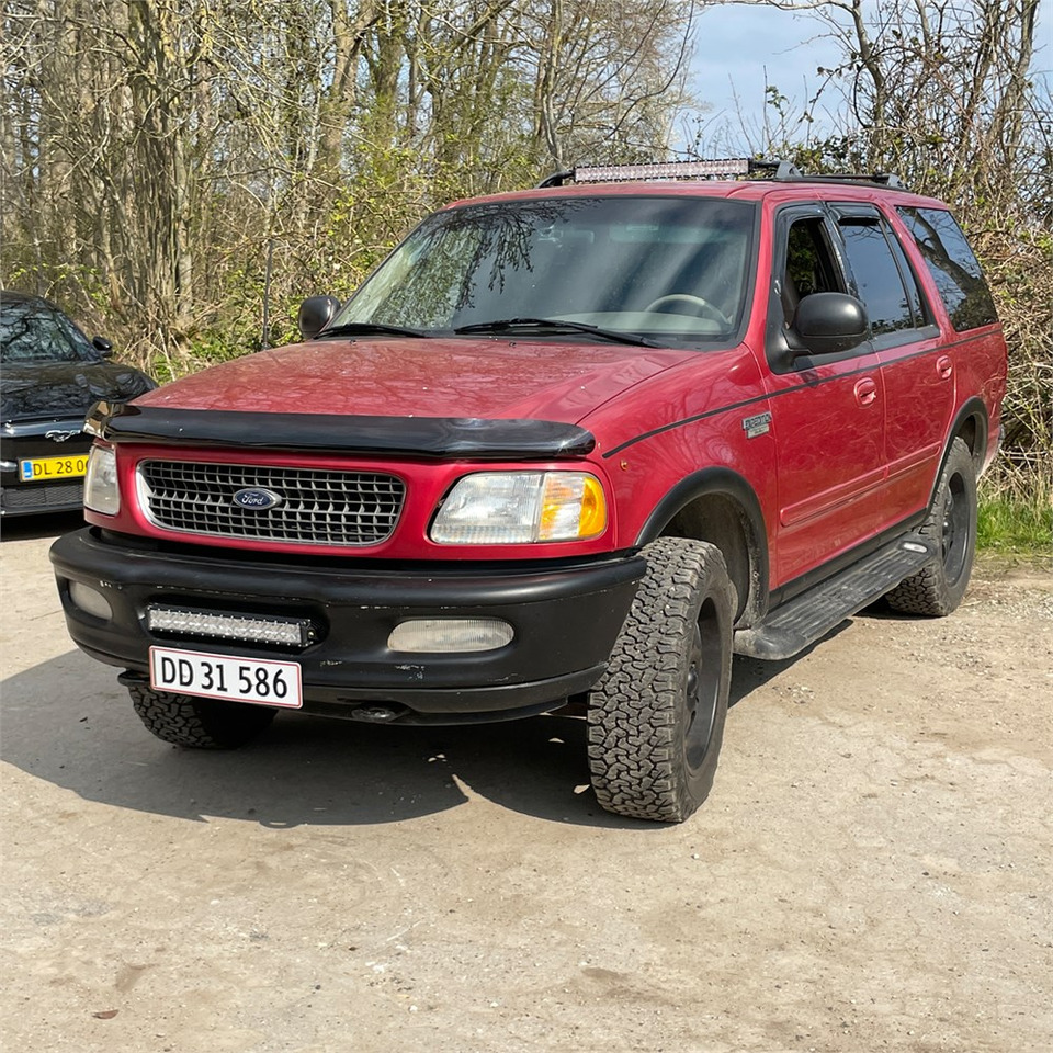 Ford Expedition - Automobil: slika 2 Ford Expedition - Automobil: slika 2
