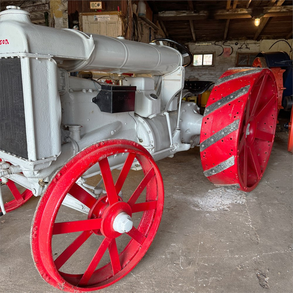 Fordson F - Traktor: slika 5 Fordson F - Traktor: slika 5