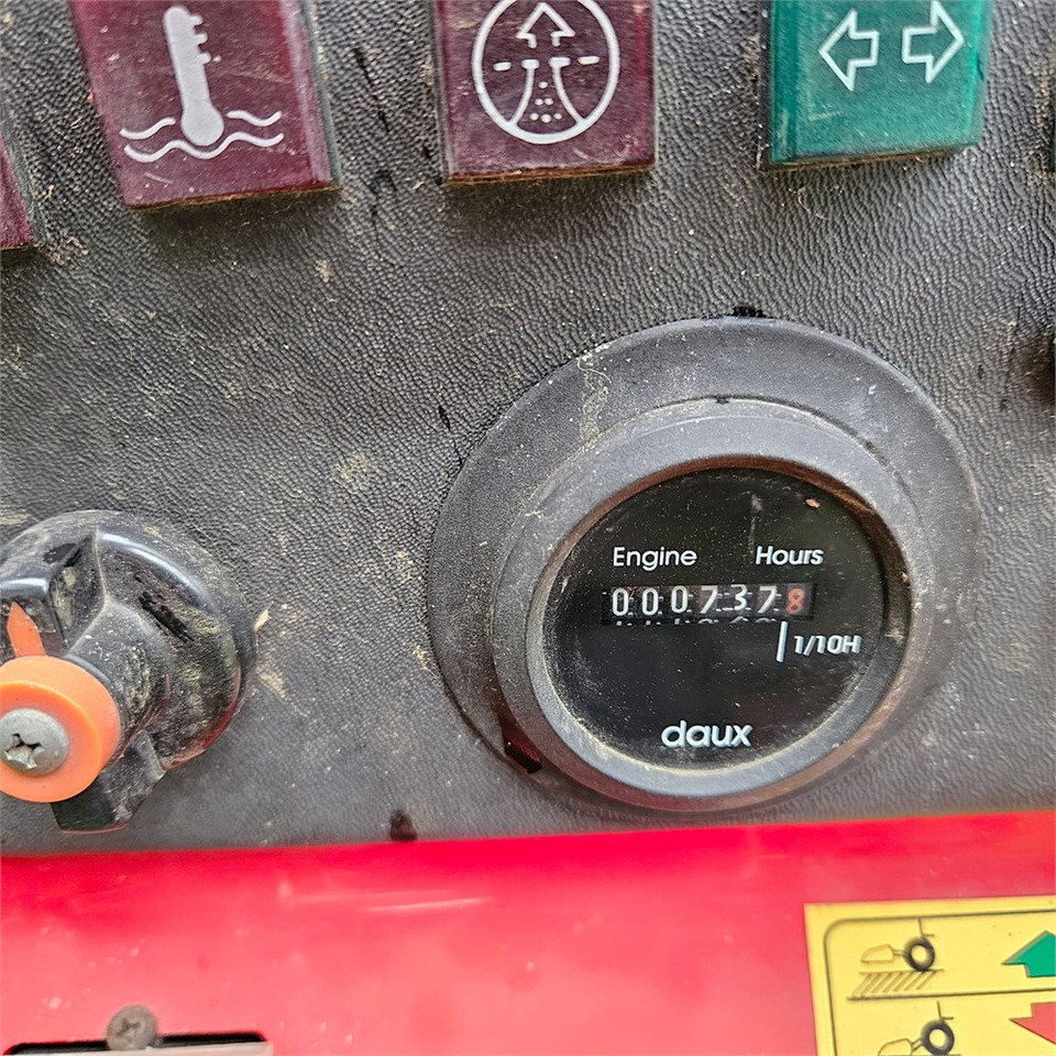 Šumarski traktor Fort Sirio 4 x 4: slika 16 Šumarski traktor Fort Sirio 4 x 4: slika 16