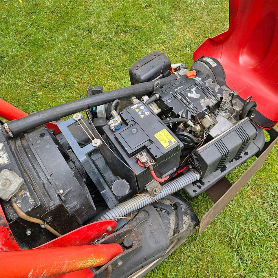 Šumarski traktor Fort Sirio 4 x 4: slika 19 Šumarski traktor Fort Sirio 4 x 4: slika 19