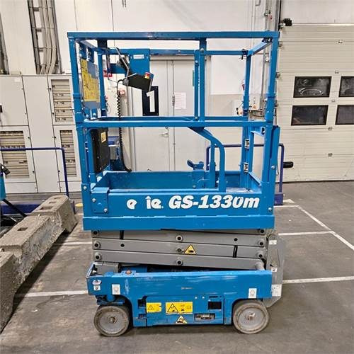 Genie GS1330m - Lift u obliku makaza: slika 1 Genie GS1330m - Lift u obliku makaza: slika 1