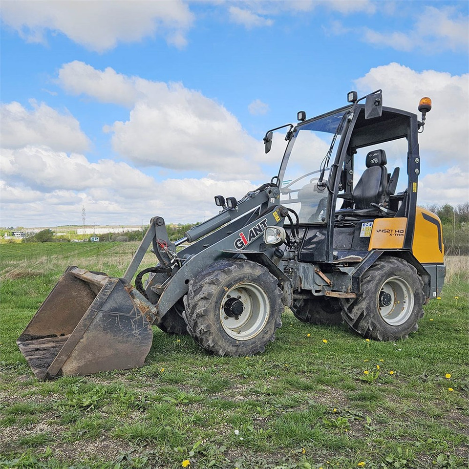 Giant V452T X-TRA HD - Utovarivač točkaš: slika 2 Giant V452T X-TRA HD - Utovarivač točkaš: slika 2