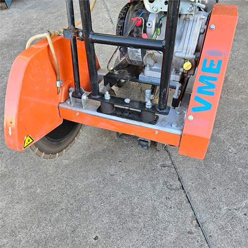 Mašina za asfalt Gölz FS170: slika 13