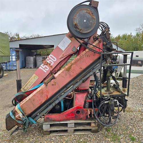 HMF 1560 - Kran za kamion: slika 2 HMF 1560 - Kran za kamion: slika 2