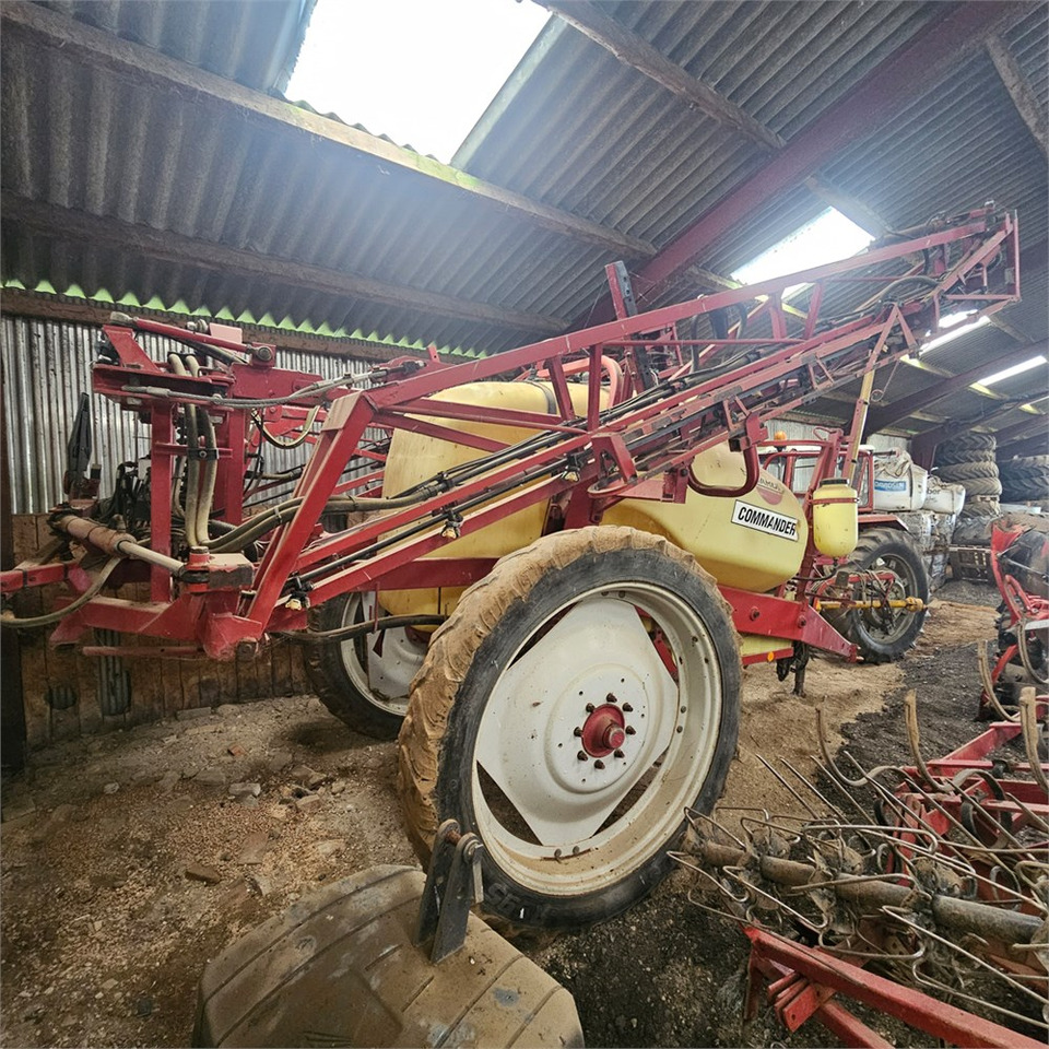 Hardi CM2 Commander 2.800 l - Prskalica: slika 4 Hardi CM2 Commander 2.800 l - Prskalica: slika 4