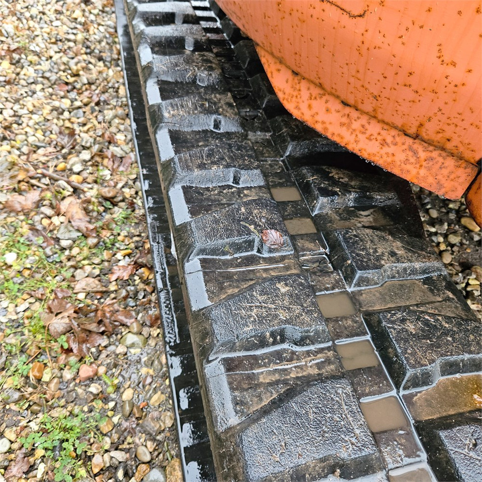 Mini bager Hitachi FH50 U: slika 28 Mini bager Hitachi FH50 U: slika 28