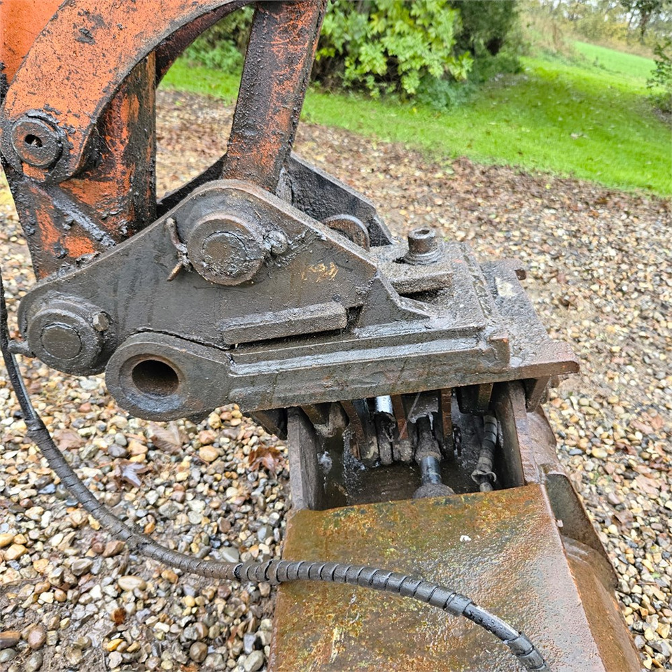 Mini bager Hitachi FH50 U: slika 19 Mini bager Hitachi FH50 U: slika 19