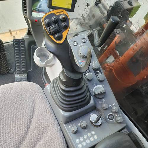 Bager točkaš Hitachi ZX145 WT-6: slika 29