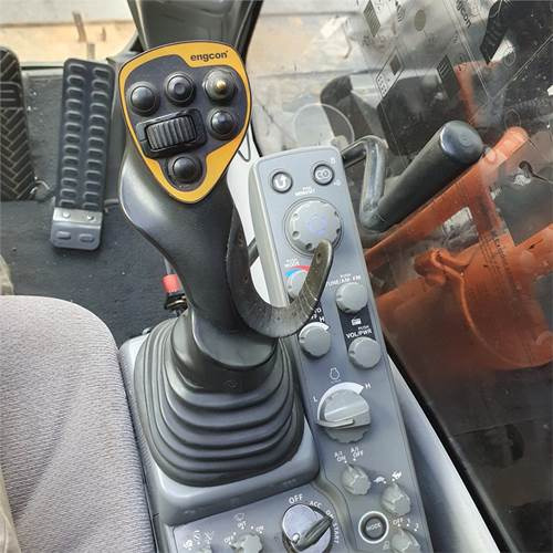 Bager točkaš Hitachi ZX145 WT-6: slika 28