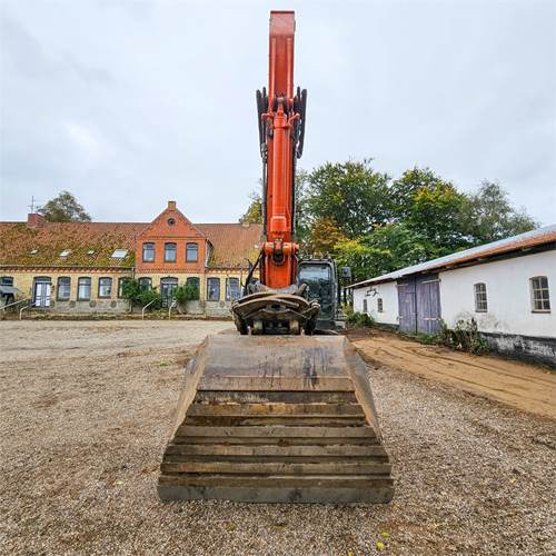 Hitachi ZX210 LC-6 - Bager guseničar: slika 4 Hitachi ZX210 LC-6 - Bager guseničar: slika 4