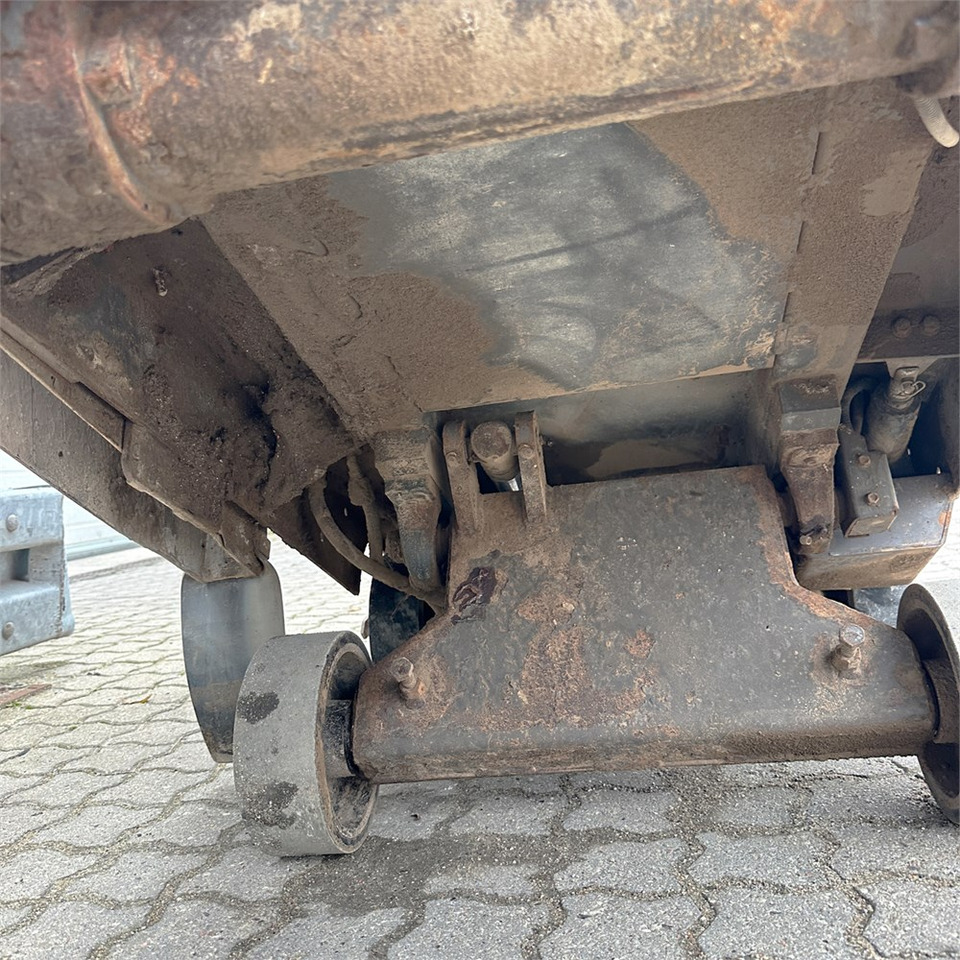 Mašina za beton Husqvarna FS7000 D: slika 21 Mašina za beton Husqvarna FS7000 D: slika 21