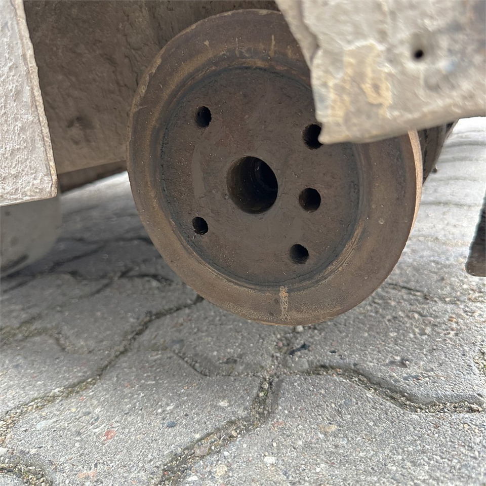 Mašina za beton Husqvarna FS7000 D: slika 22 Mašina za beton Husqvarna FS7000 D: slika 22