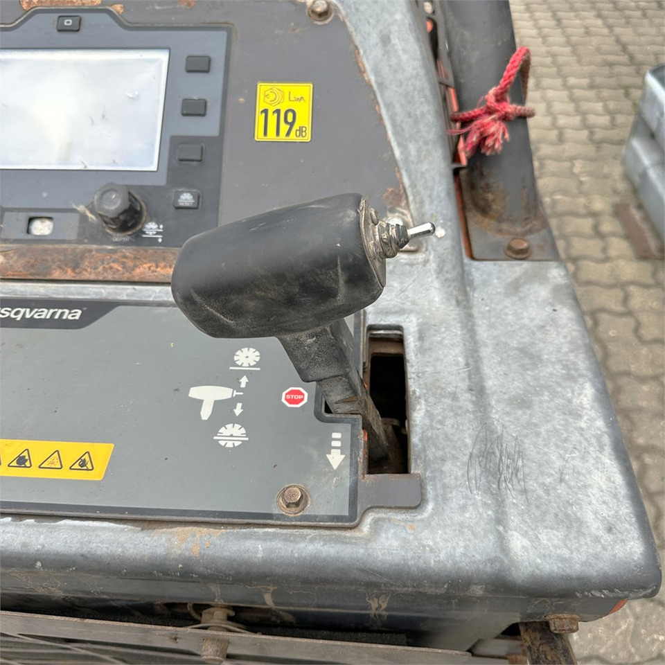 Mašina za beton Husqvarna FS7000 D: slika 12 Mašina za beton Husqvarna FS7000 D: slika 12