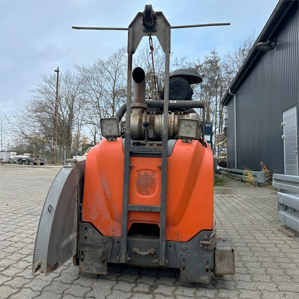 Mašina za beton Husqvarna FS7000 D: slika 8 Mašina za beton Husqvarna FS7000 D: slika 8