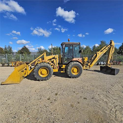Hydrema 906 B - Bager utovarivač: slika 2 Hydrema 906 B - Bager utovarivač: slika 2