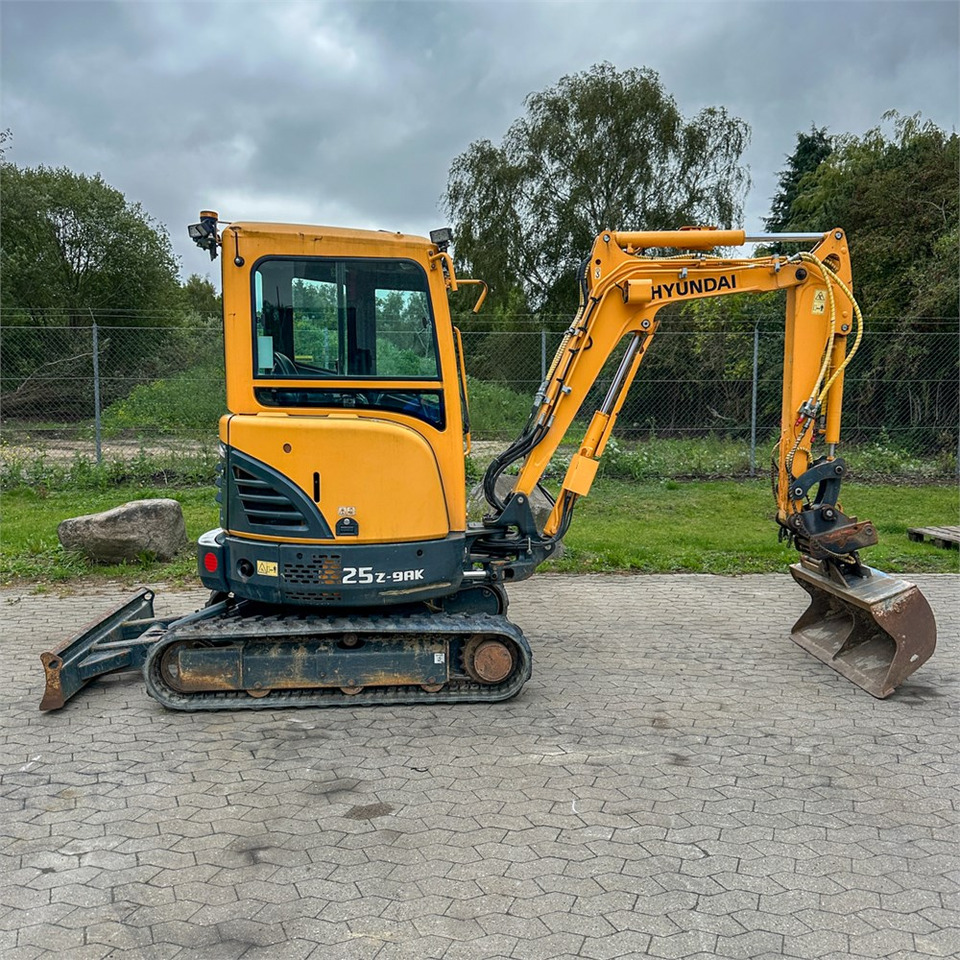 Hyundai Robex 25Z-9AK - Mini bager: slika 5 Hyundai Robex 25Z-9AK - Mini bager: slika 5