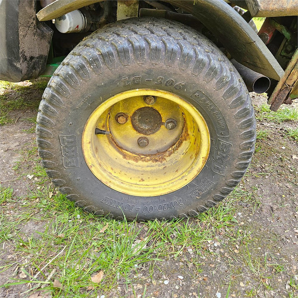 Lizing John Deere 1565 Series II 4WD John Deere 1565 Series II 4WD: slika 38