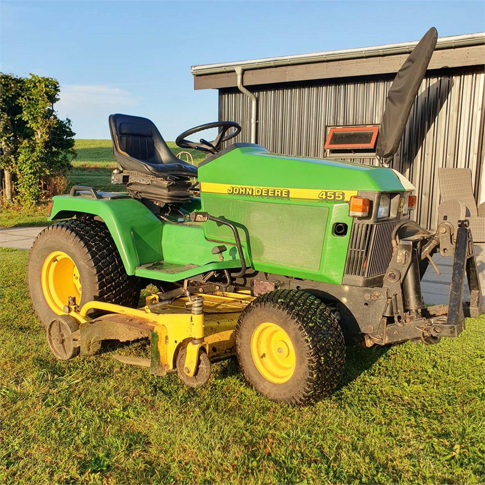 John Deere 455 - Baštenska kosačica: slika 2 John Deere 455 - Baštenska kosačica: slika 2