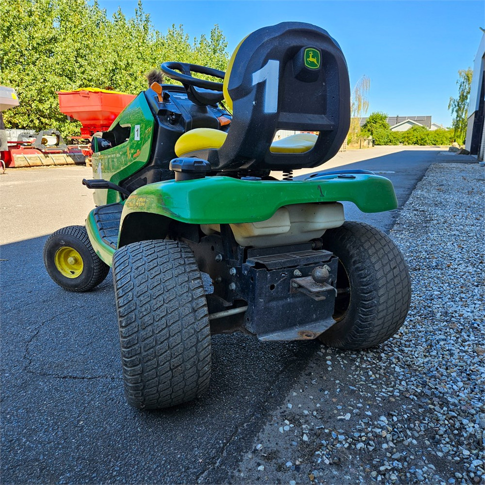 John Deere X304 - Baštenska kosačica: slika 5 John Deere X304 - Baštenska kosačica: slika 5