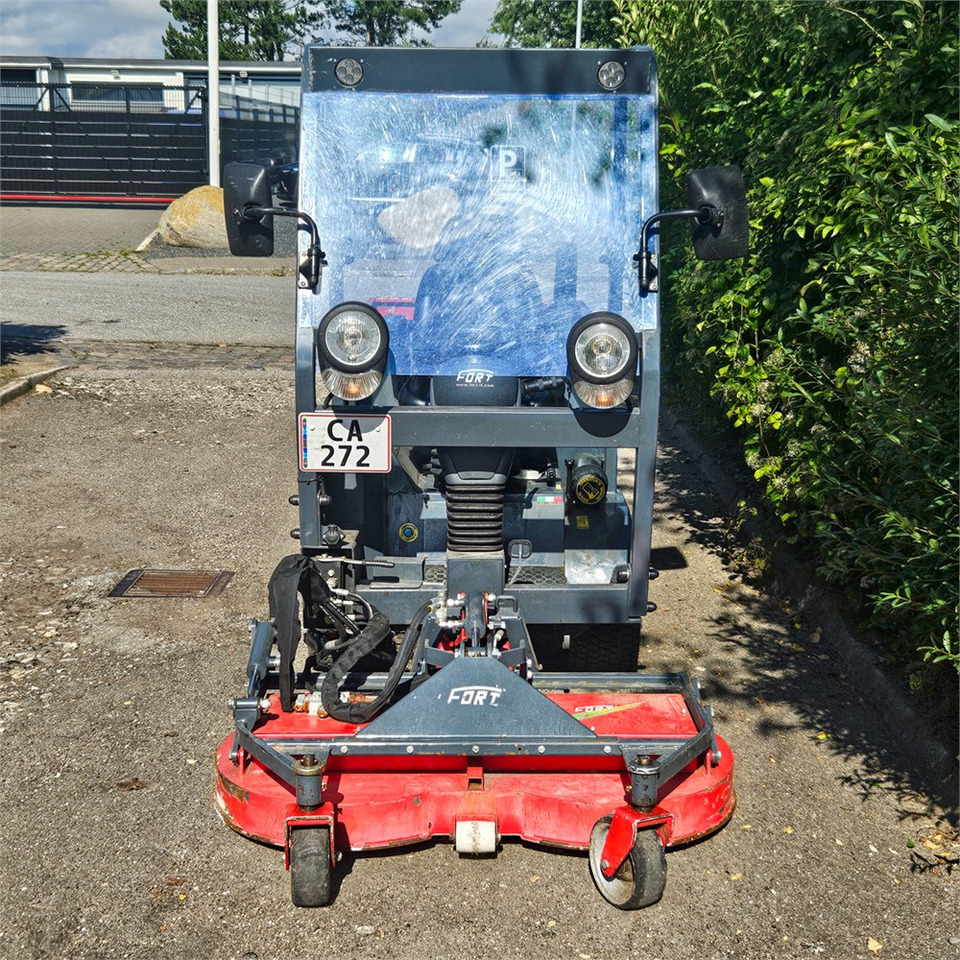 Fort MPM 30 D - Korisno/ Posebno vozilo: slika 2 Fort MPM 30 D - Korisno/ Posebno vozilo: slika 2