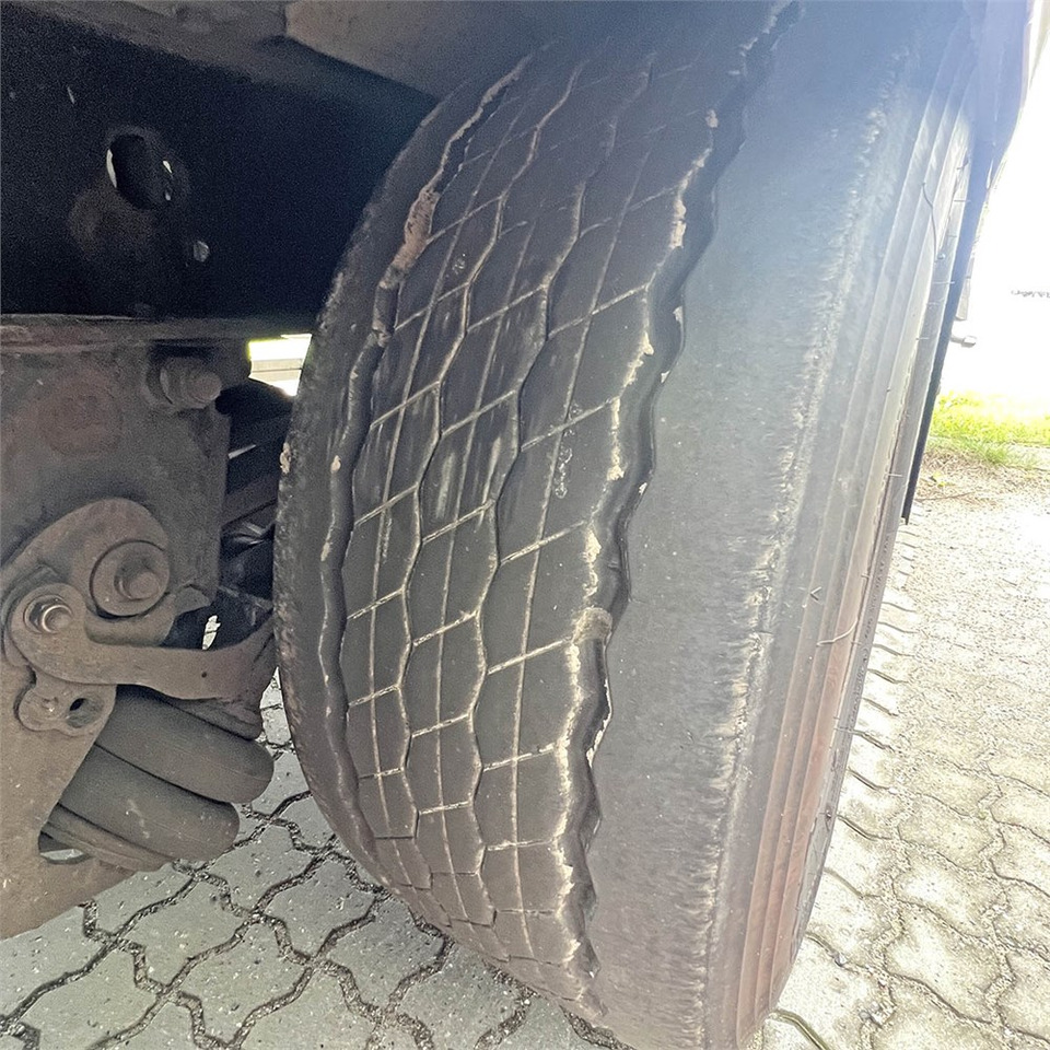 Poluprikolica hladnjače Krone Refrigerated trailer: slika 28