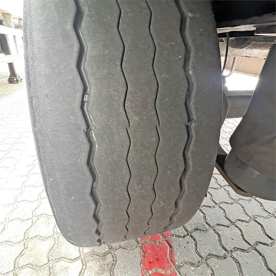 Poluprikolica hladnjače Krone Refrigerated trailer: slika 26