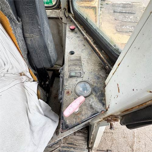 Utovarivač točkaš Liebherr L541: slika 16