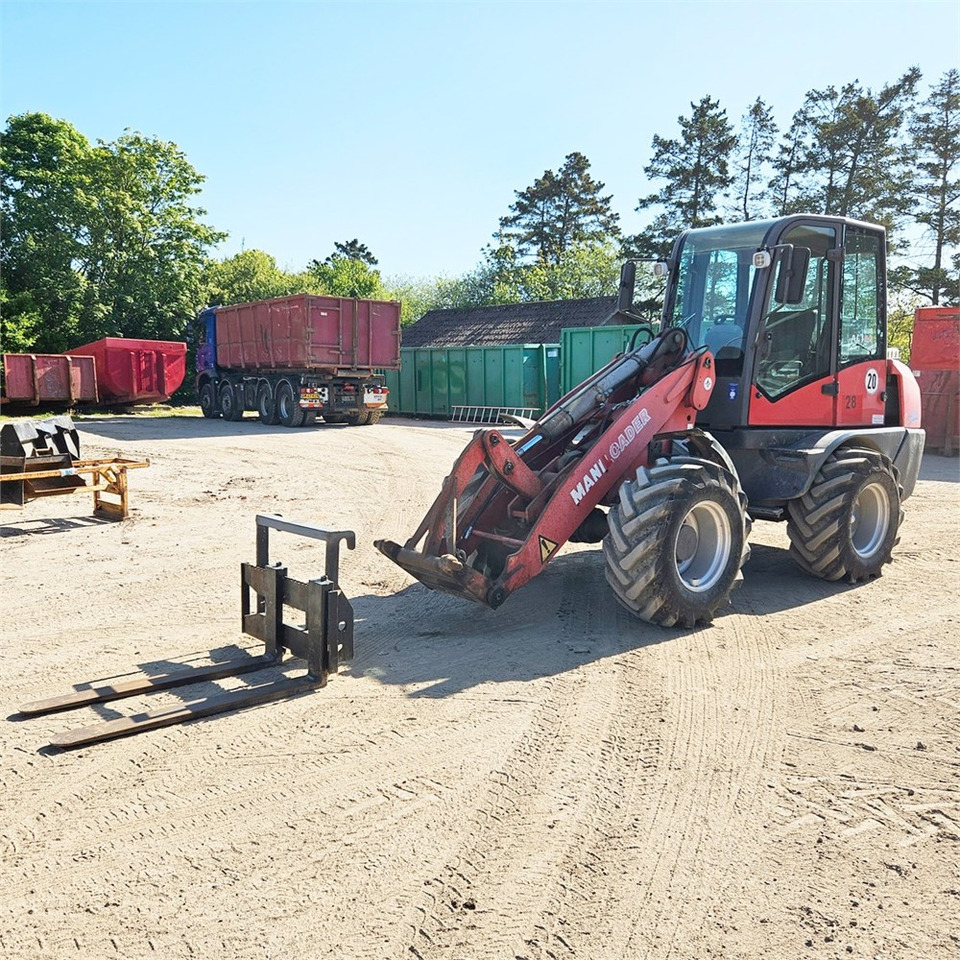 Manitou AL100 - Utovarivač točkaš: slika 1 Manitou AL100 - Utovarivač točkaš: slika 1