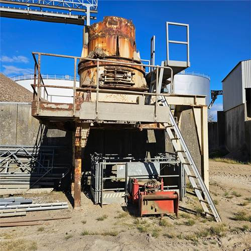 Metso B7100 - Konusna drobilica: slika 1 Metso B7100 - Konusna drobilica: slika 1