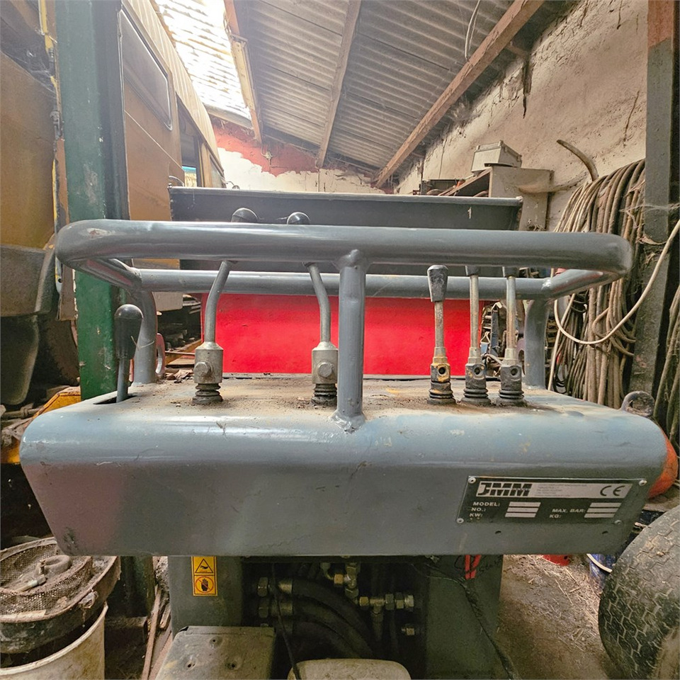 Mini kiper Neuson TD9PL: slika 11 Mini kiper Neuson TD9PL: slika 11