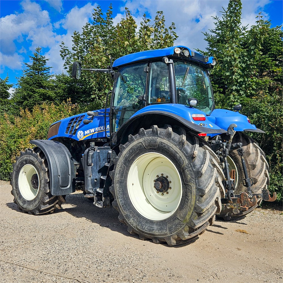 New Holland T8.390 - Traktor: slika 3 New Holland T8.390 - Traktor: slika 3