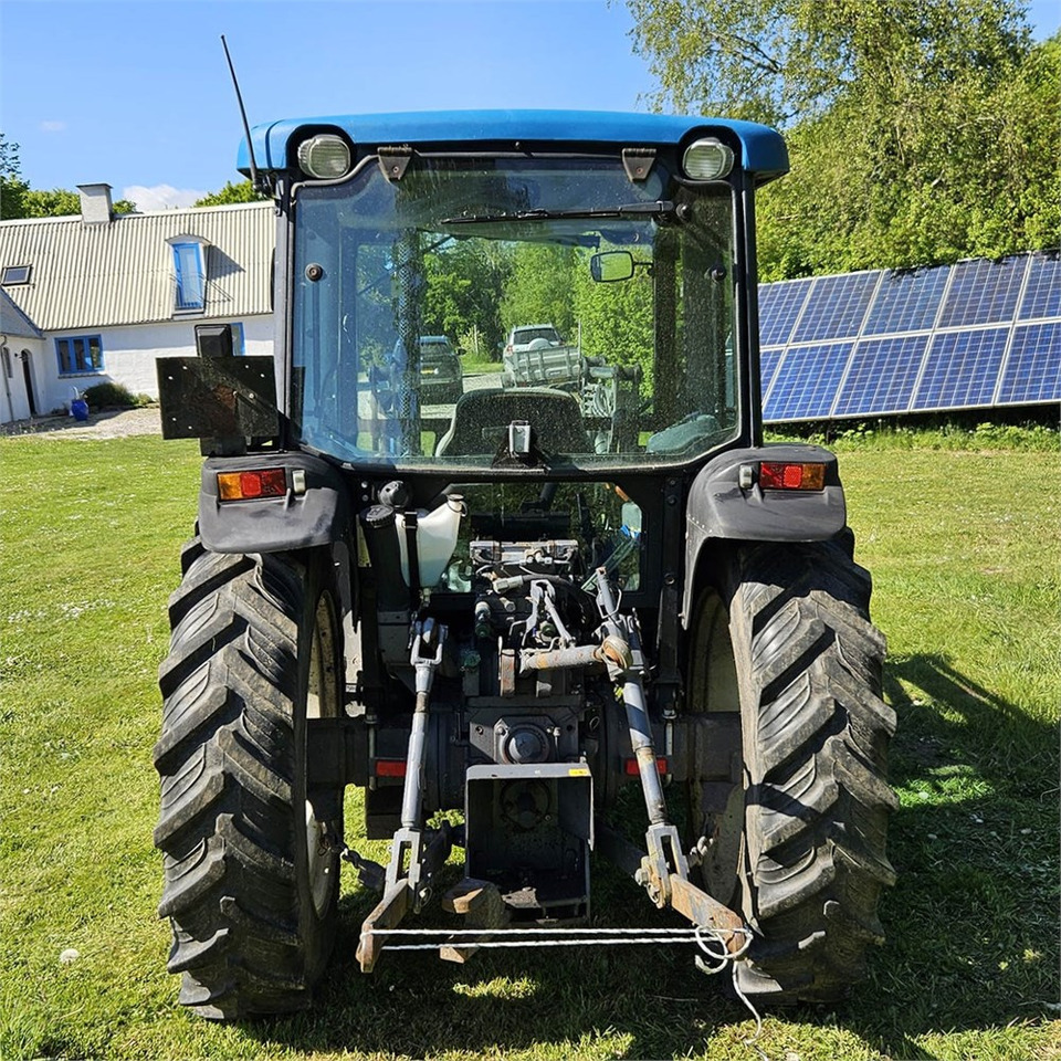 New Holland TN55D - Traktor: slika 4 New Holland TN55D - Traktor: slika 4